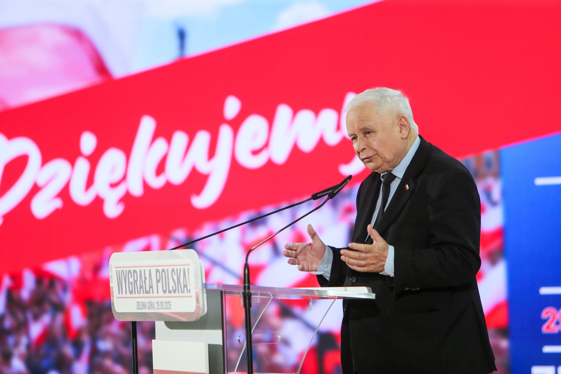 Kaczyński: ludzie są przerażeni, narasta bunt prawicy