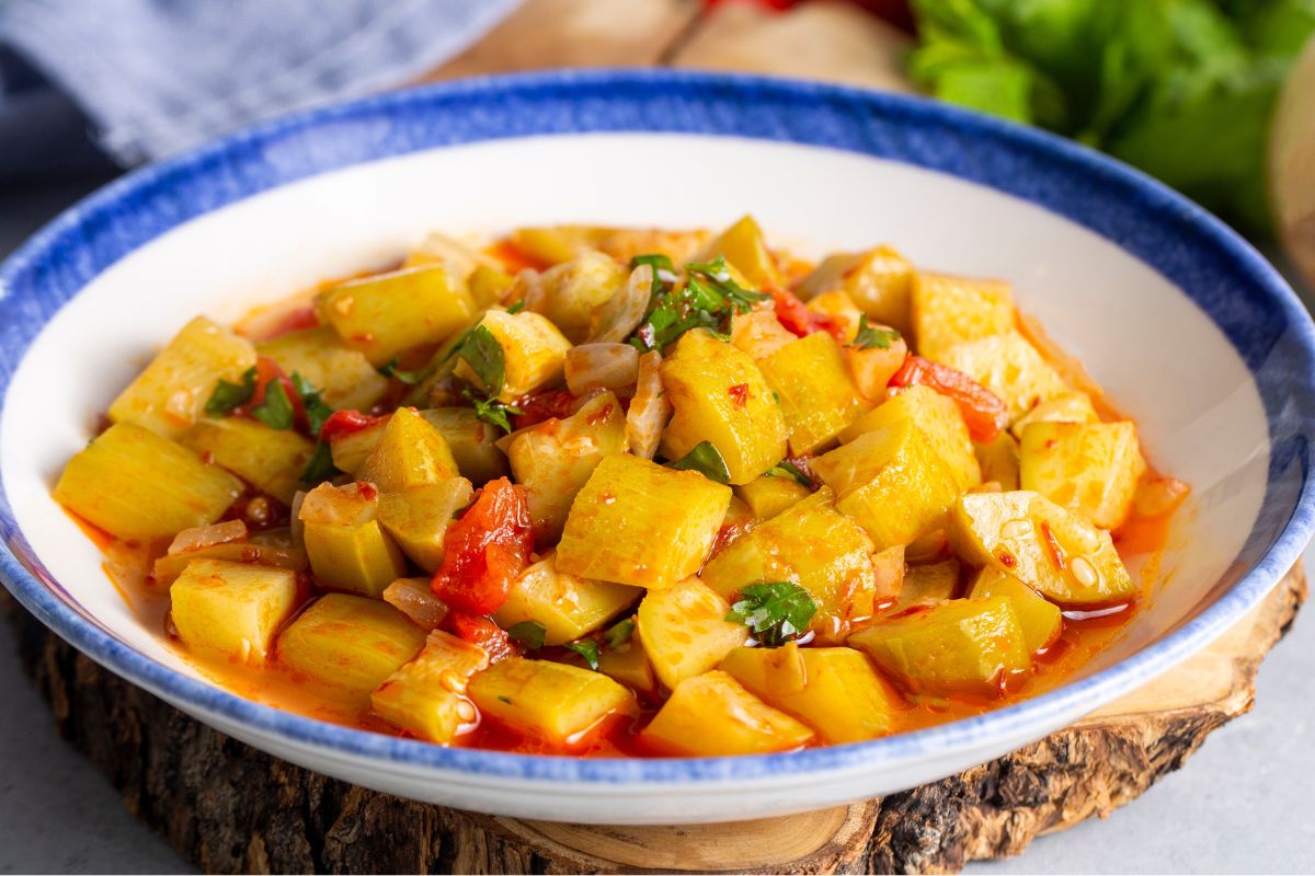 To nie podrabiane leczo. Turecki przysmak najlepiej smakuje z pitą