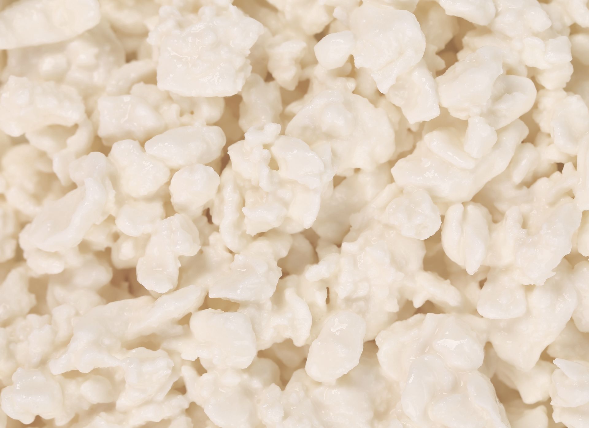 Ten serek wiejski jest najzdrowszy. Dietetyczka podpowiada, na co zwrócić uwagę