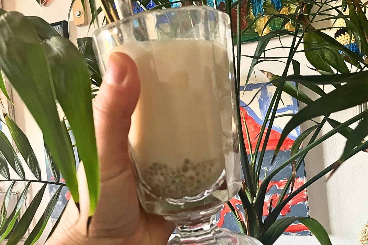 Dzieciaki uwielbiają taką herbatkę. W domu robię zdrowszą, a cieszy tak samo