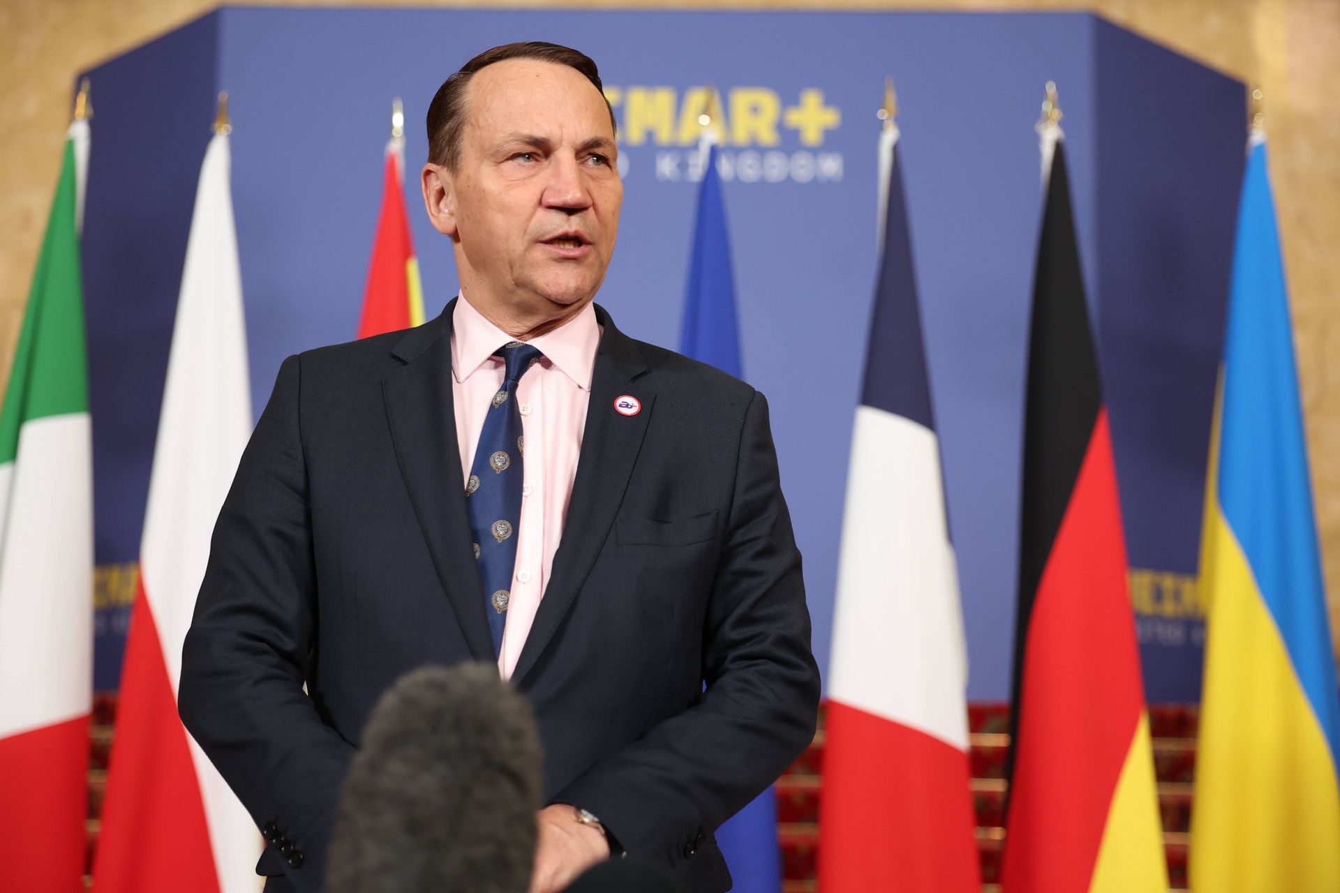 Sikorski o "odpowiedzi na wrogi akt". Wytłumaczył powody decyzji ws. Rosji