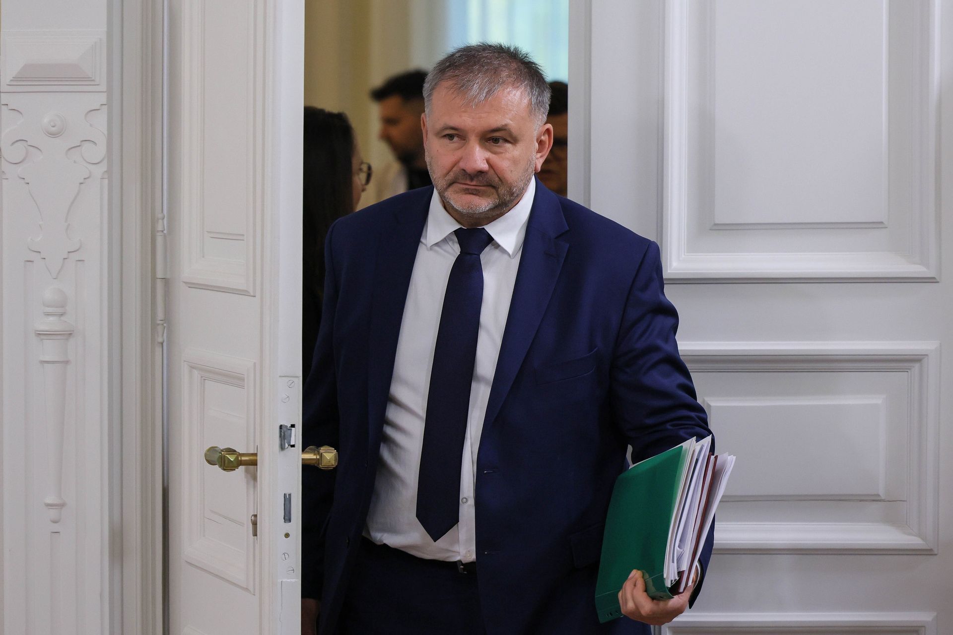 Ocenili działania Żurka. Polacy podzieleni w sondażu