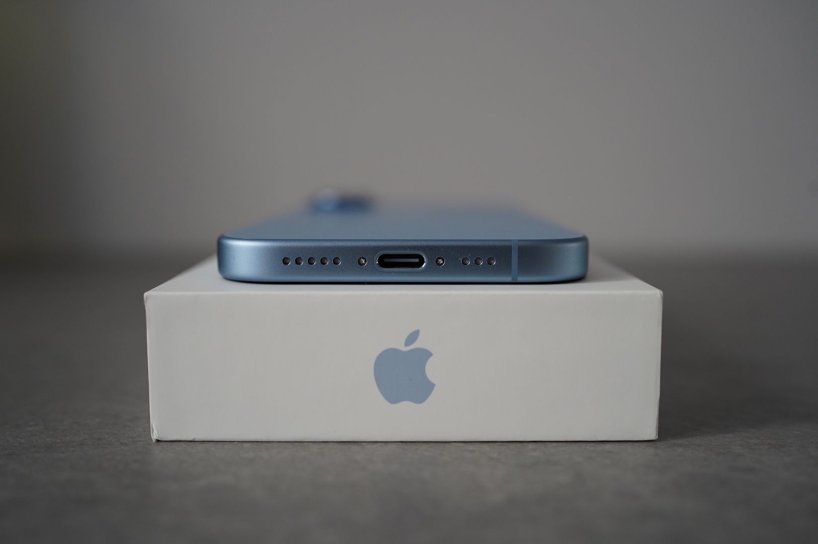 IPhone 18 może mieć problem już na starcie. Apple walczy o najważniejszy element