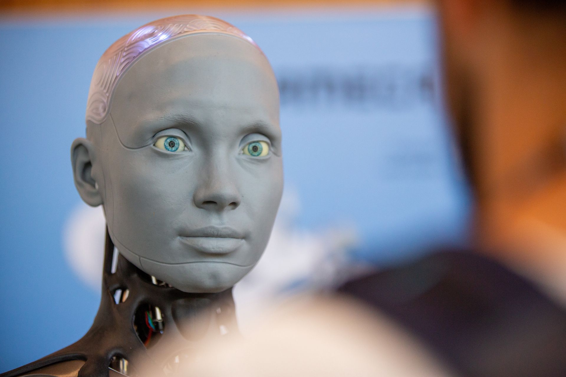 Sztuczna inteligencja w debatach. Jest bardziej przekonująca niż ludzie