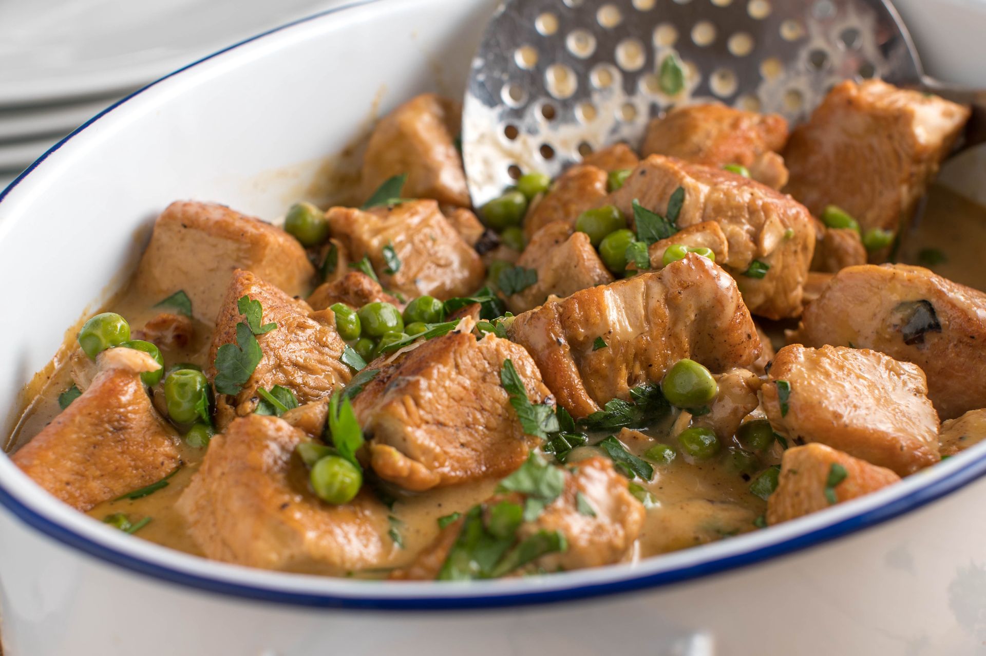 Zamiast zwykłego gulaszu robię ten po francusku. Porcja na dwa dni znika podczas jednego obiadu