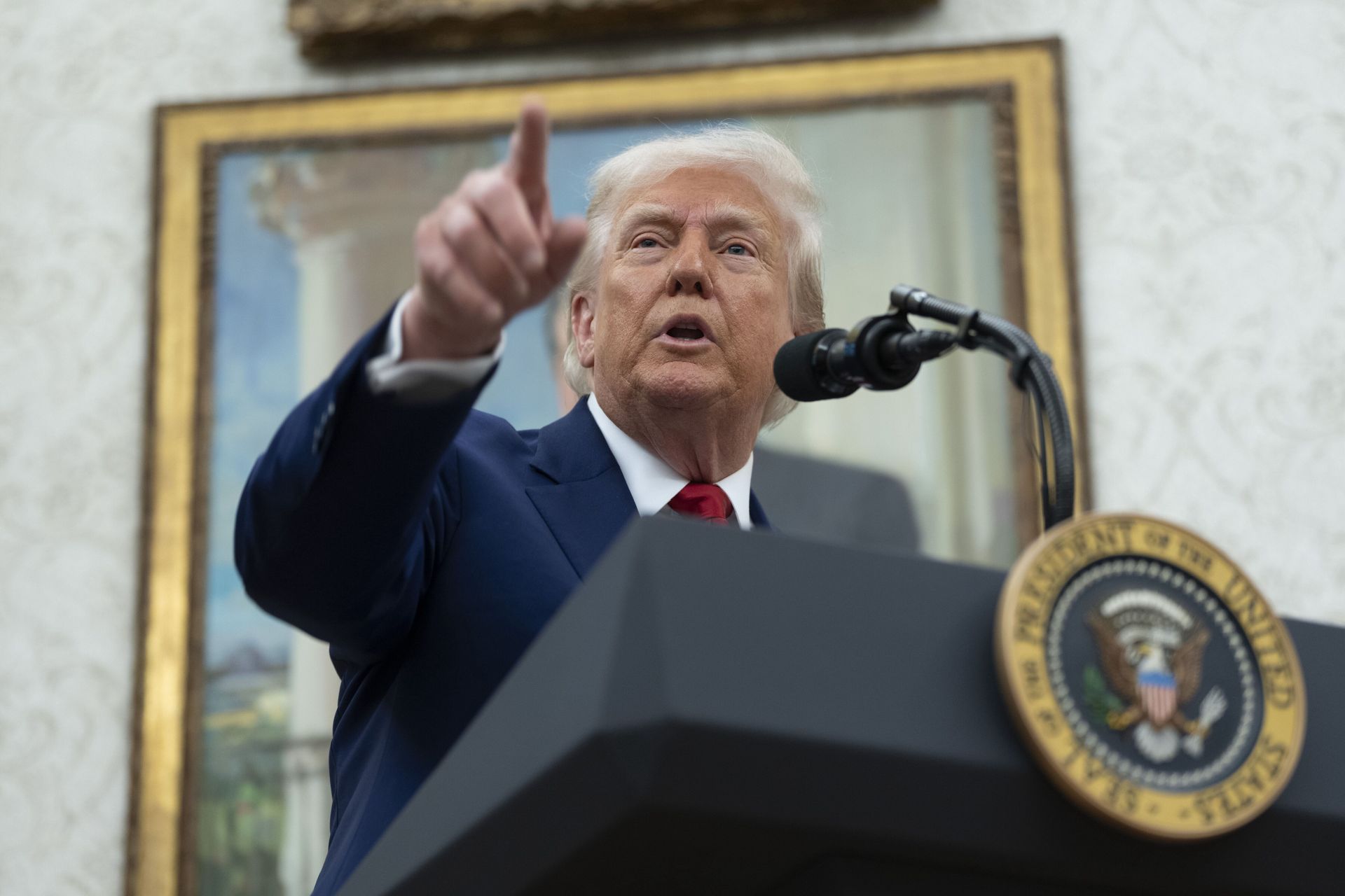 Trump wściekły na Chiny. "Totalnie pogwałciły umowę"