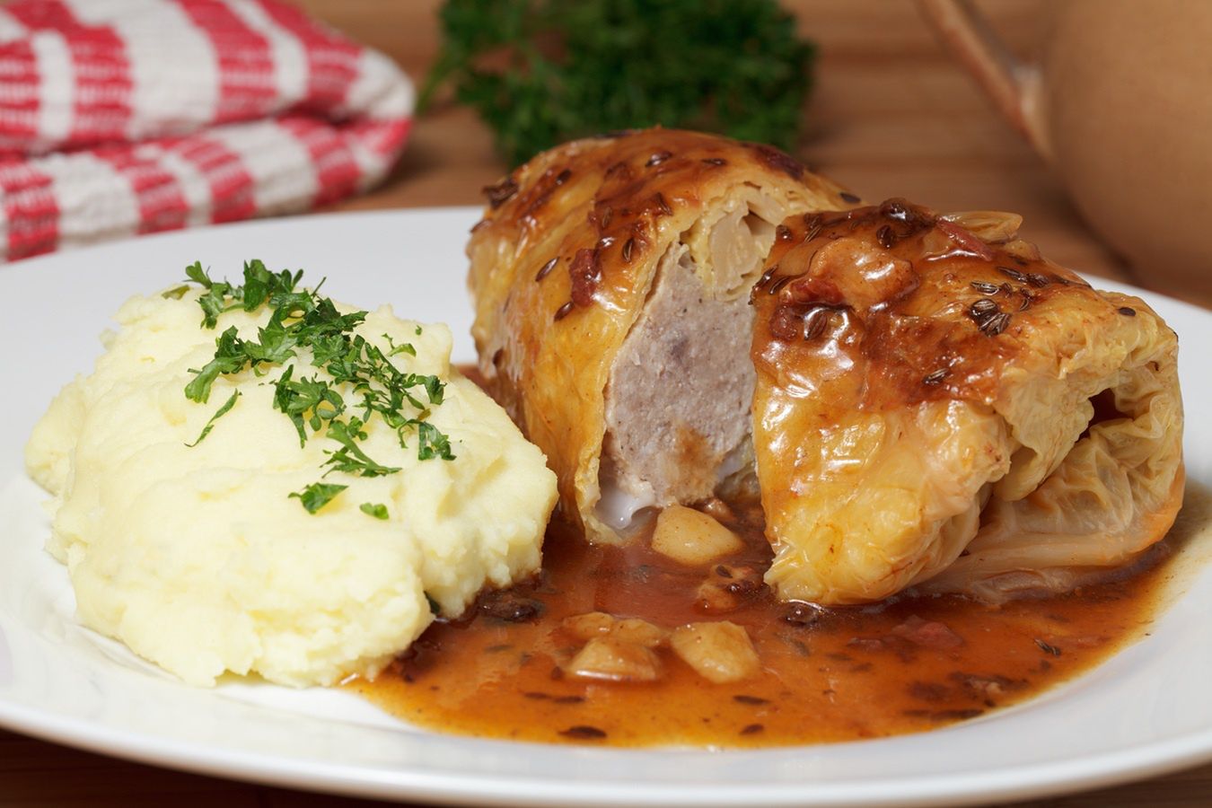 Gołąbki robię po szwedzku. Są delikatniejsze w smaku i mają bardziej soczysty farsz