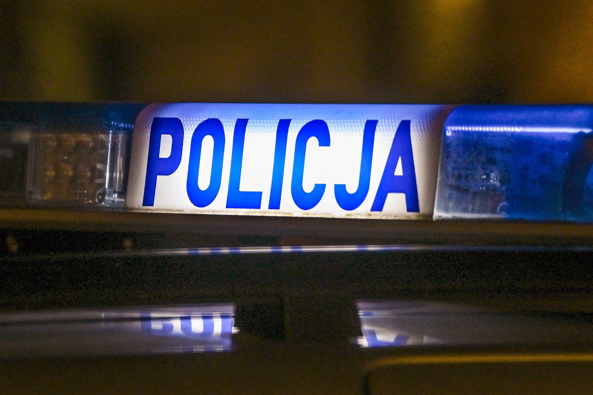 Więził ją i bił. Uciekła przez balkon