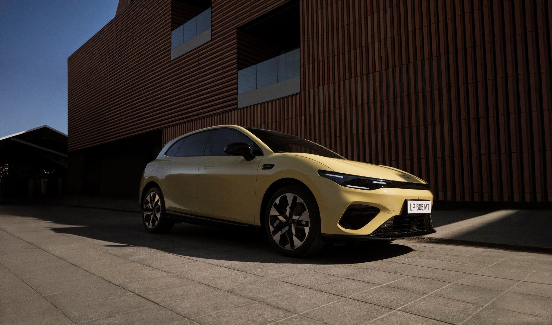 Leapmotor B05 wjeżdża do Polski. Cena robi wrażenie