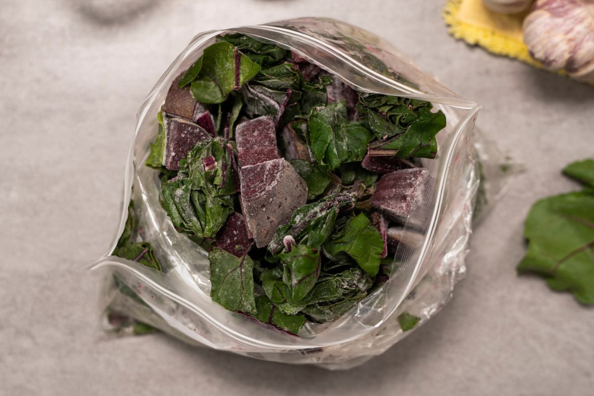 Listki zamykam w woreczku i mrożę. Smak lata mam przez cały rok