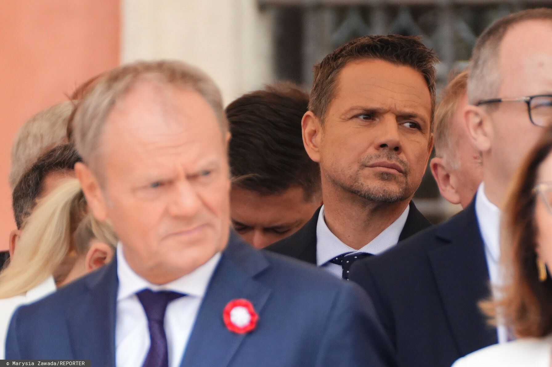 Afera szpitalna. Władze Warszawy walczą o przetrwanie, w KO typują ludzi do dymisji