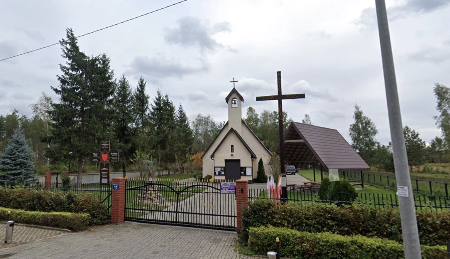 Przestali chodzić do kościoła. Tak reagują na makabryczną zbrodnię