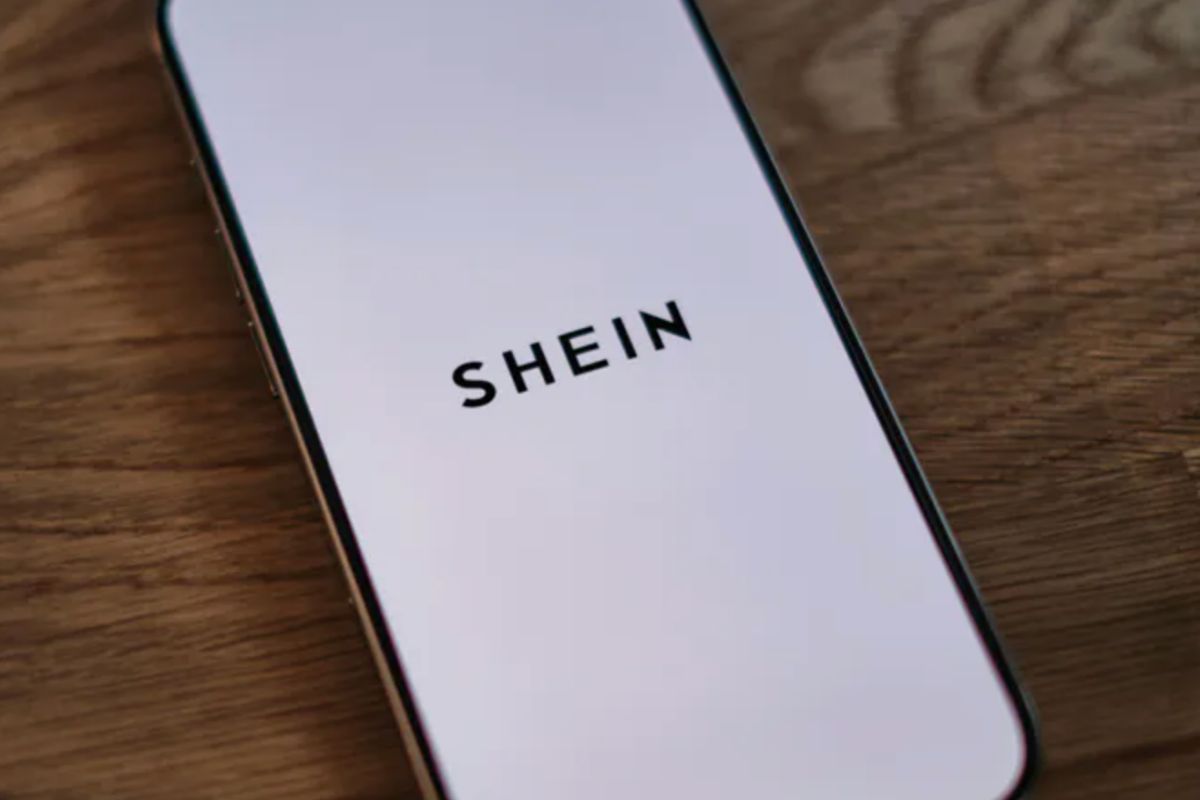 Rząd we Francji chce zawiesić portal Shein. Prokuratura zaś wszczyna śledztwo ws. eBay