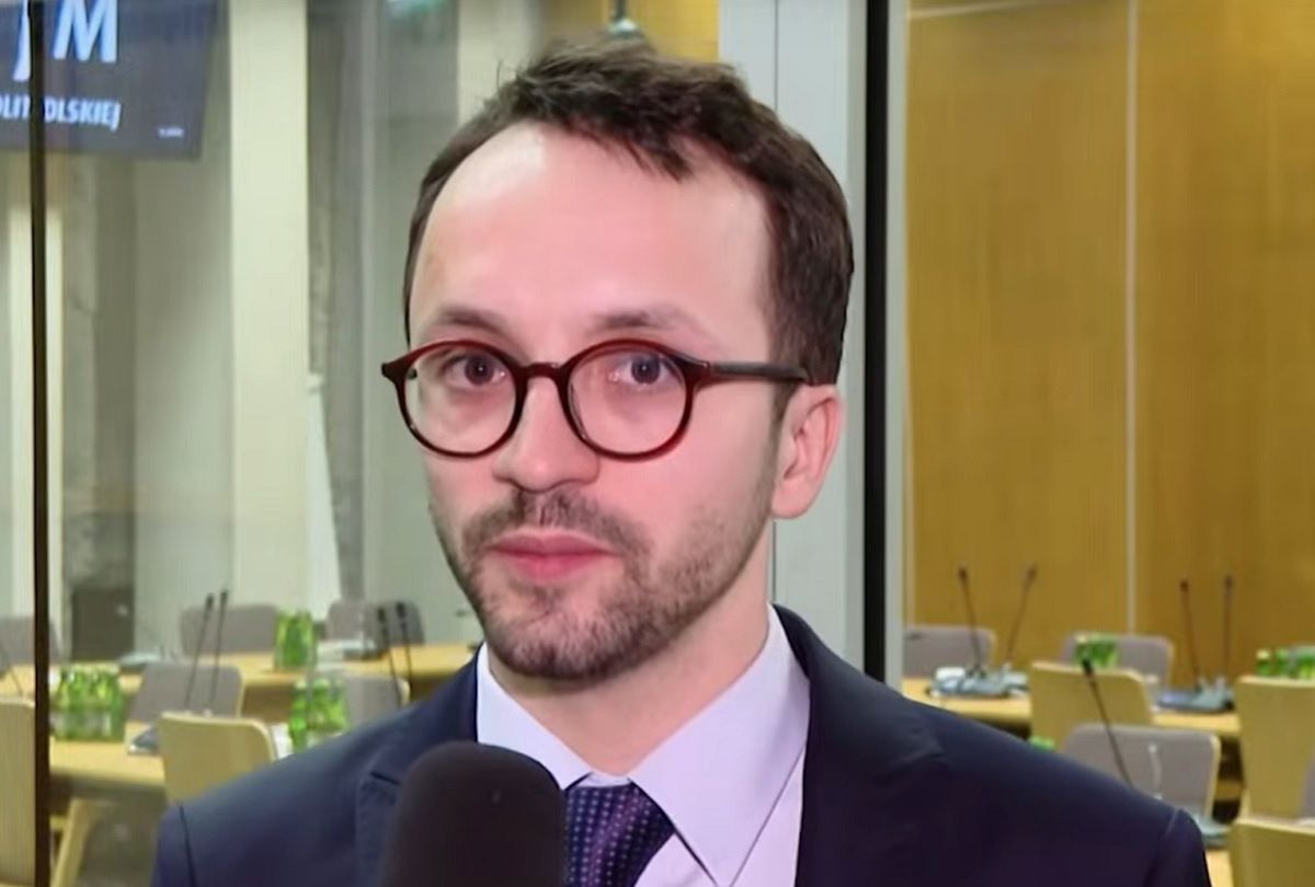 Pereira prawomocnie skazany za zniesławienie matki polityka PO. Apel do prezydenta