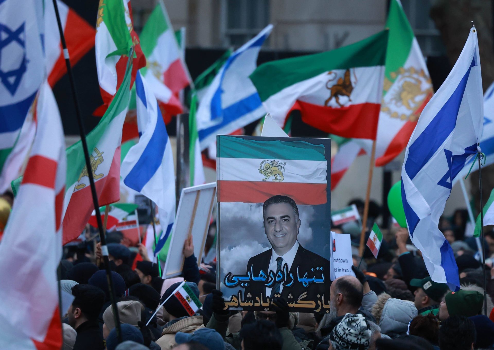 Unijna dyplomacja reaguje na wydarzenia w Iranie. Wezwano ambasadora