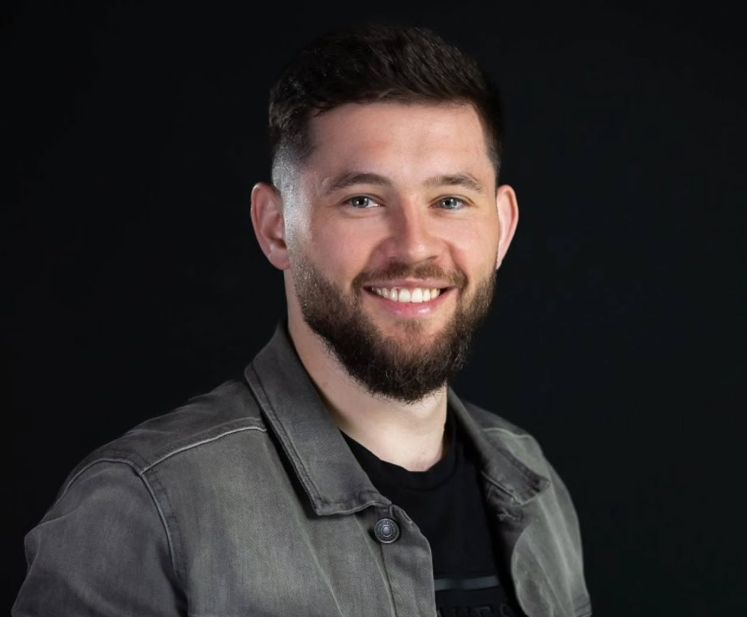 Iberion bez dyrektora wideo