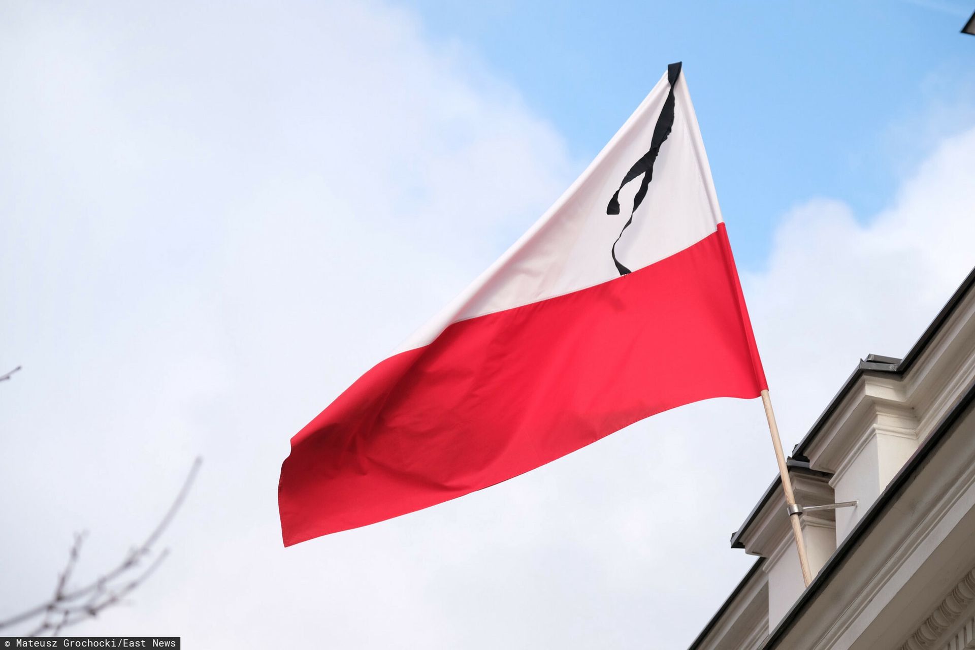 Żałoba narodowa. Co powinniśmy zrobić w przypadku odwołanej imprezy?