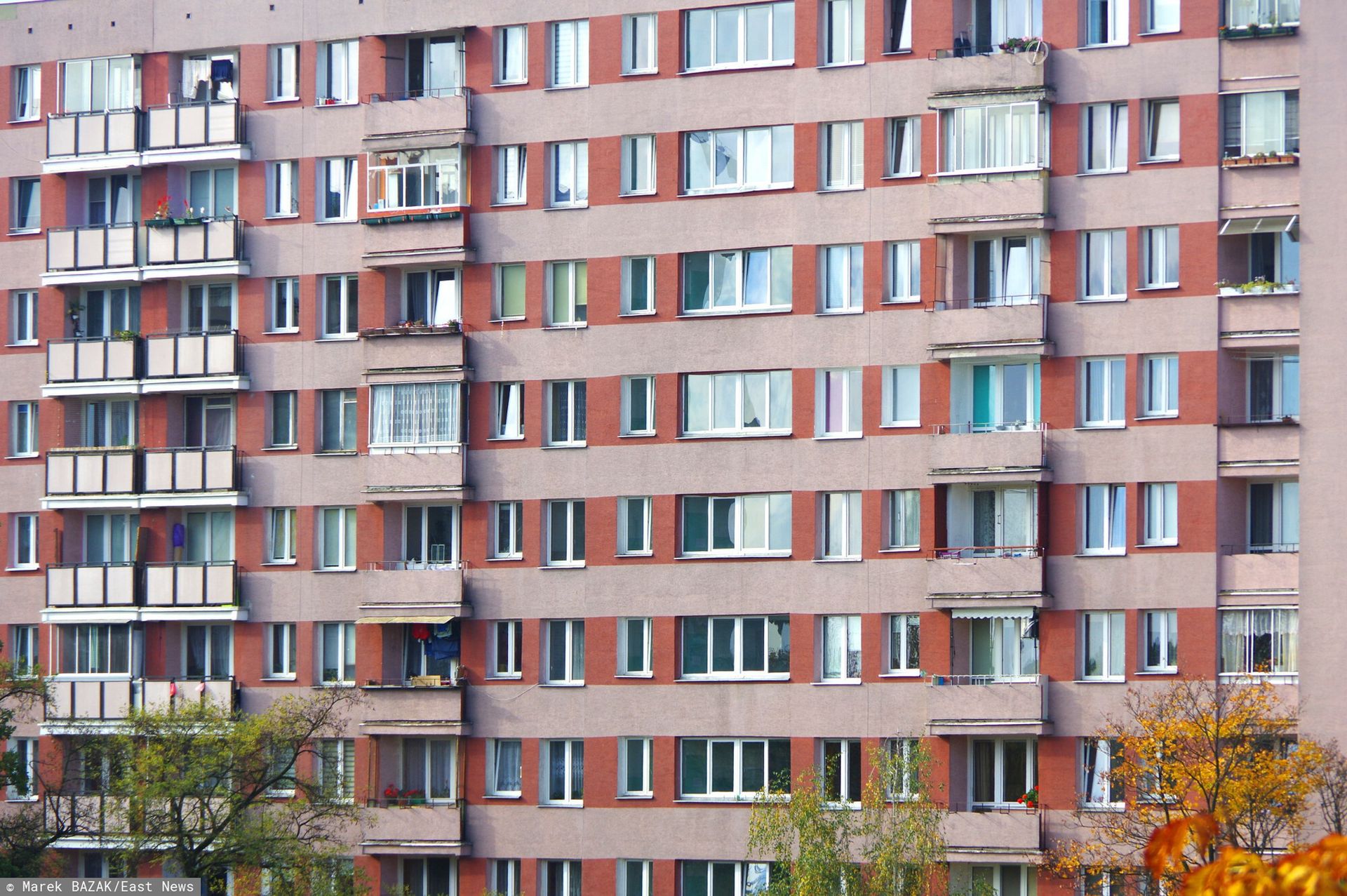 "Pasożytnictwo cieplne" w blokach. Oto na czym polega