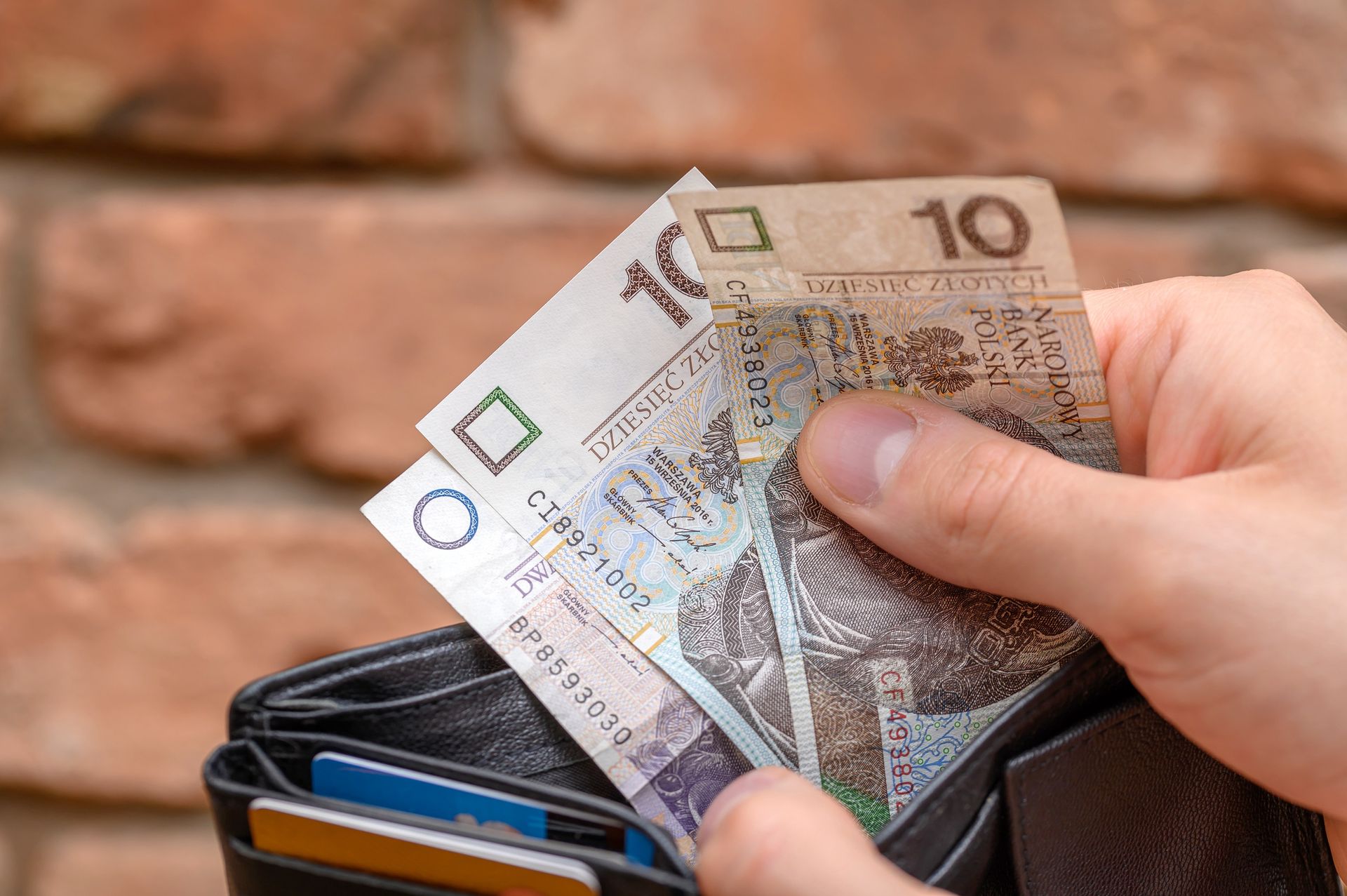 Chcesz żyć jak rentier? Oto ile musisz odłożyć, jeżeli wydajesz 7 tys.