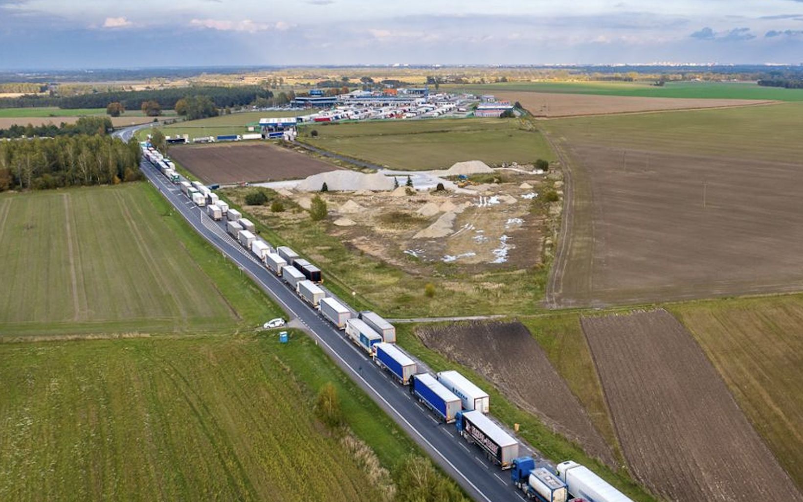 Kierowcy będą zadowoleni. Nowe odcinki A2 i S17