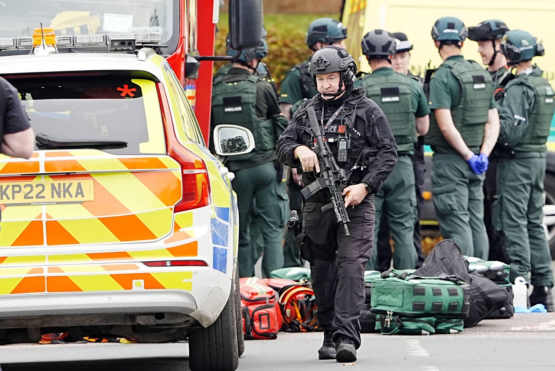 Cztery osoby ranne pod synagogą w Manchesterze. Policja interweniowała