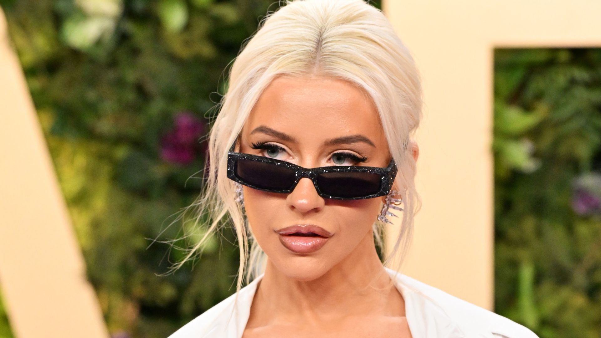 Christina Aguilera zaskakuje ODMIENIONYM OBLICZEM w nowej sesji. Internauci są w szoku: "Wyglądasz na 20 LAT"