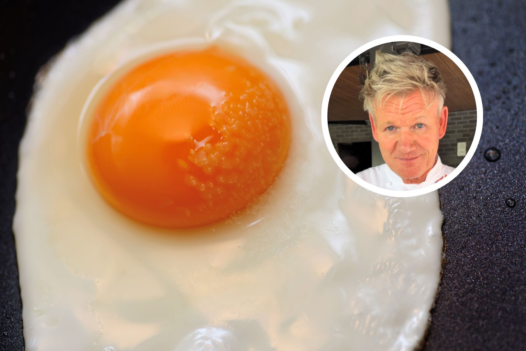 Gordon Ramsay robi jajka sadzone metodą kosteczki. Za każdym razem wychodzą perfekcyjne