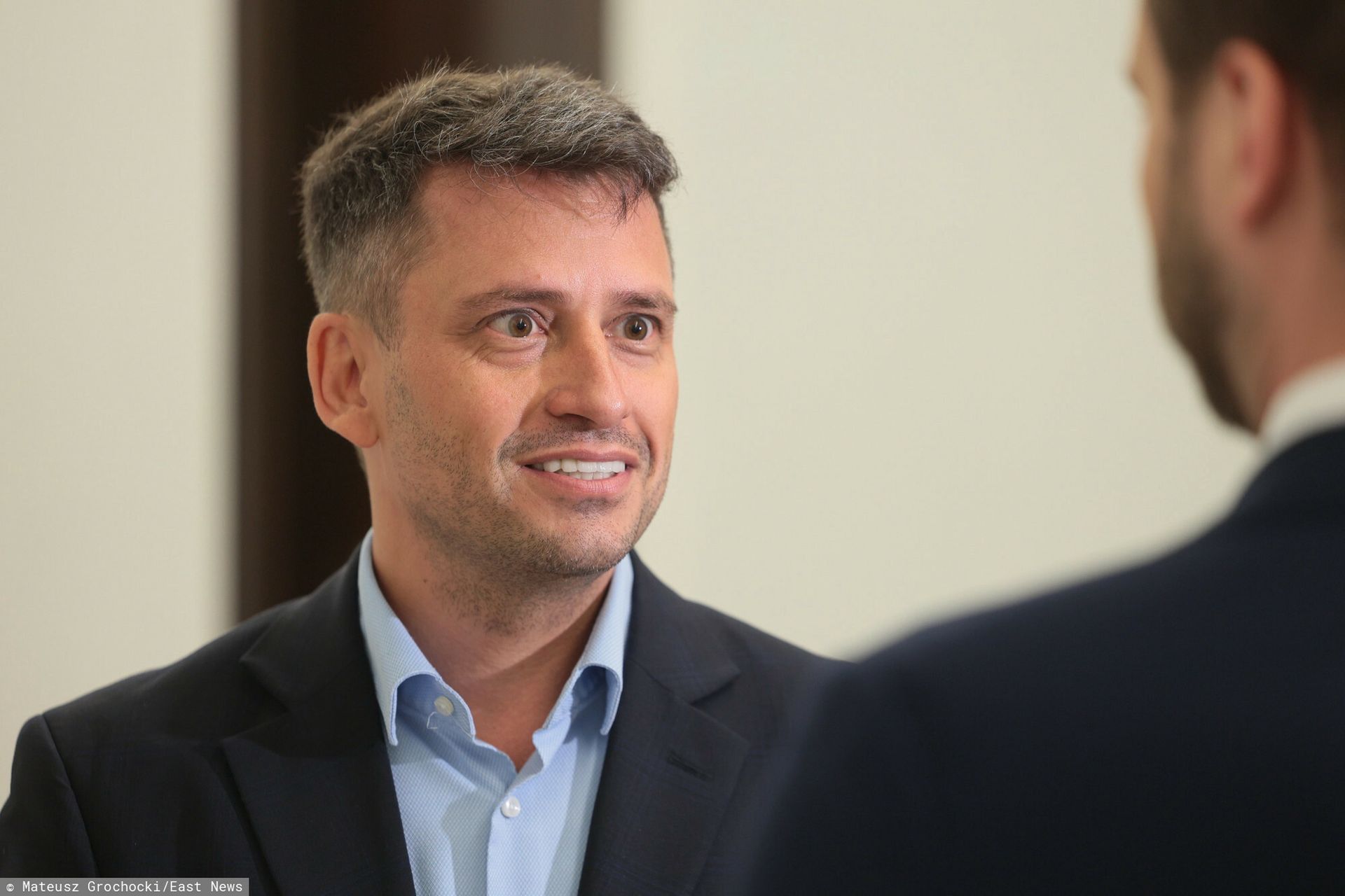 Wiązanka na komisji. Nie wiedział, iż ma włączony mikrofon