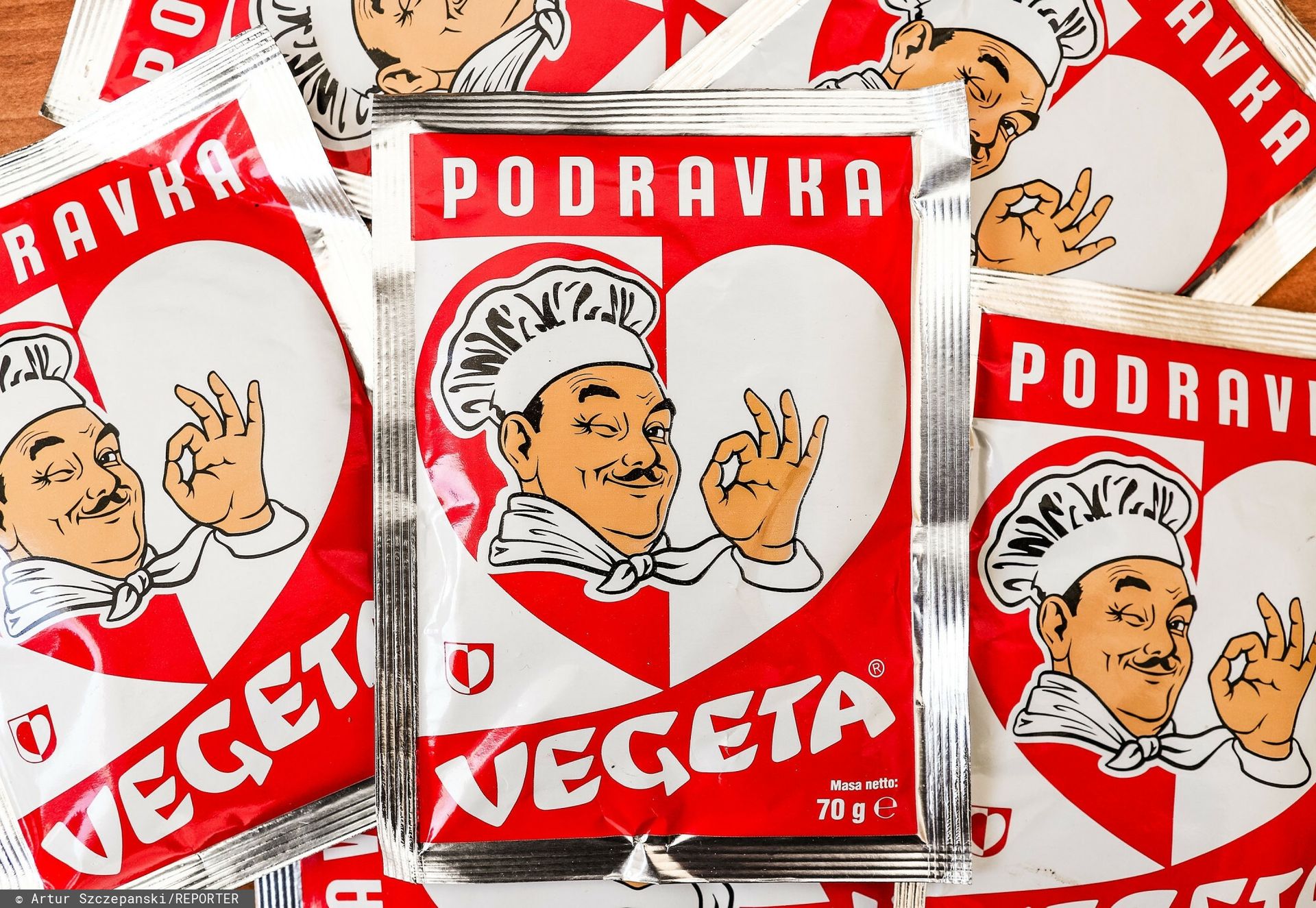 Przebadali Kucharka i Vegetę. Oto co wykryli w składzie