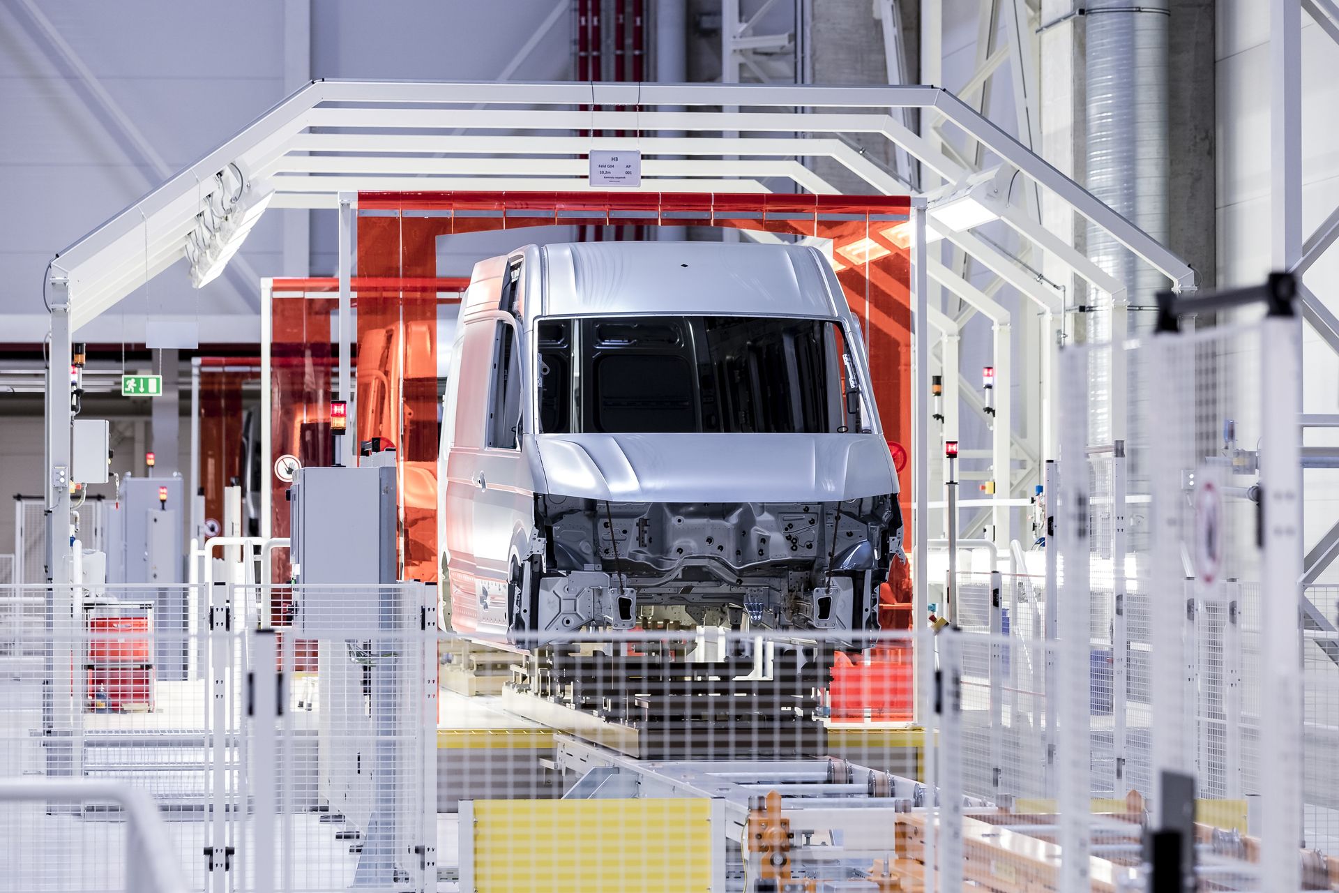 Volkswagen rozbuduje fabrykę we Wrześni. Powód? Elektryczny Crafter