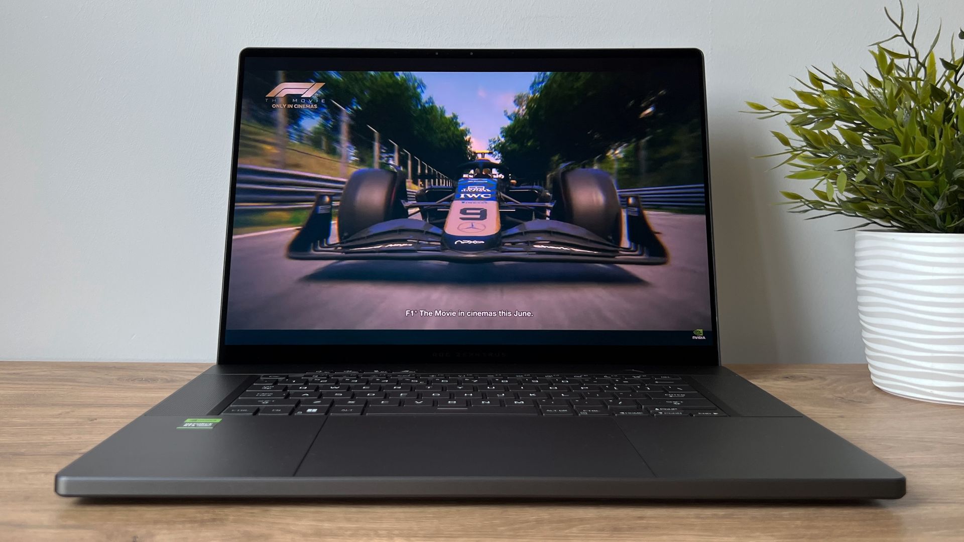Kunszt inżynierii. Laptop ROG Zephyrus G16 jak bolid Formuły 1