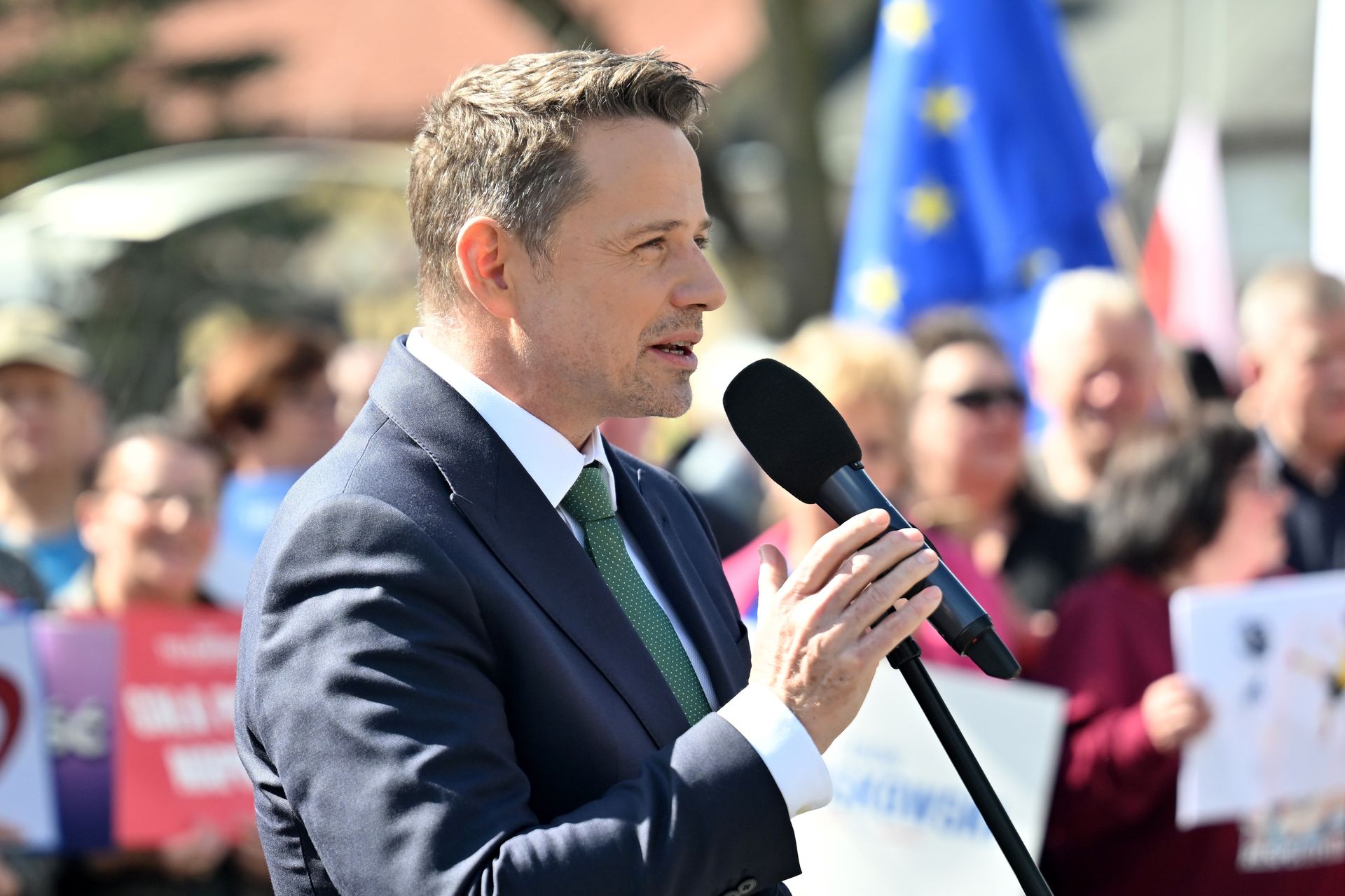 Wydatki kandydatów w sieci. Liderem Smerf Gospodarz