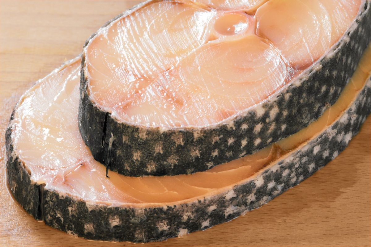 Żyje w najczystszych wodach i jest zdrowsza niż dorsz. Prawie nie ma ości, a Polacy zaczynają ją doceniać