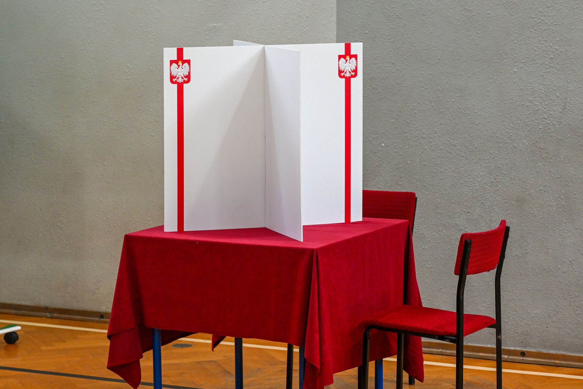 Co jeżeli w wyborach padnie remis? Przewodniczący PKW odpowiada