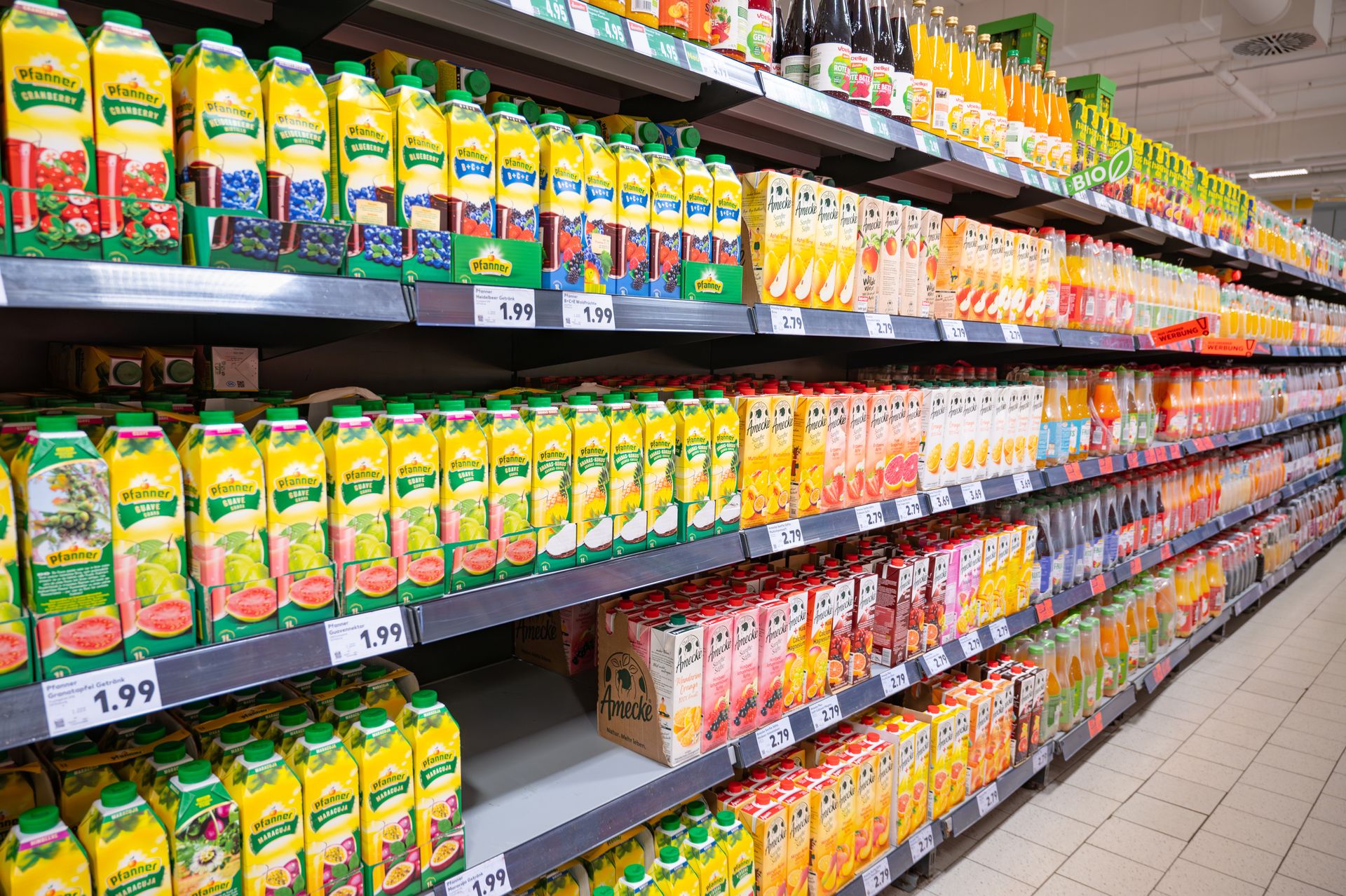 Kolejny producent omija system kaucyjny. Przestawił się na kartony