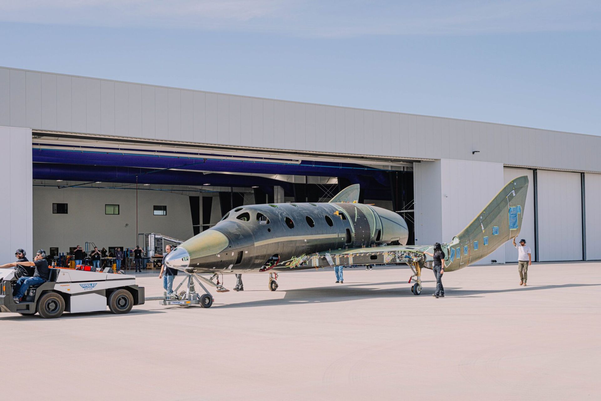 Virgin Galactic pokazał nowy samolot kosmiczny. Gdzie są turyści?