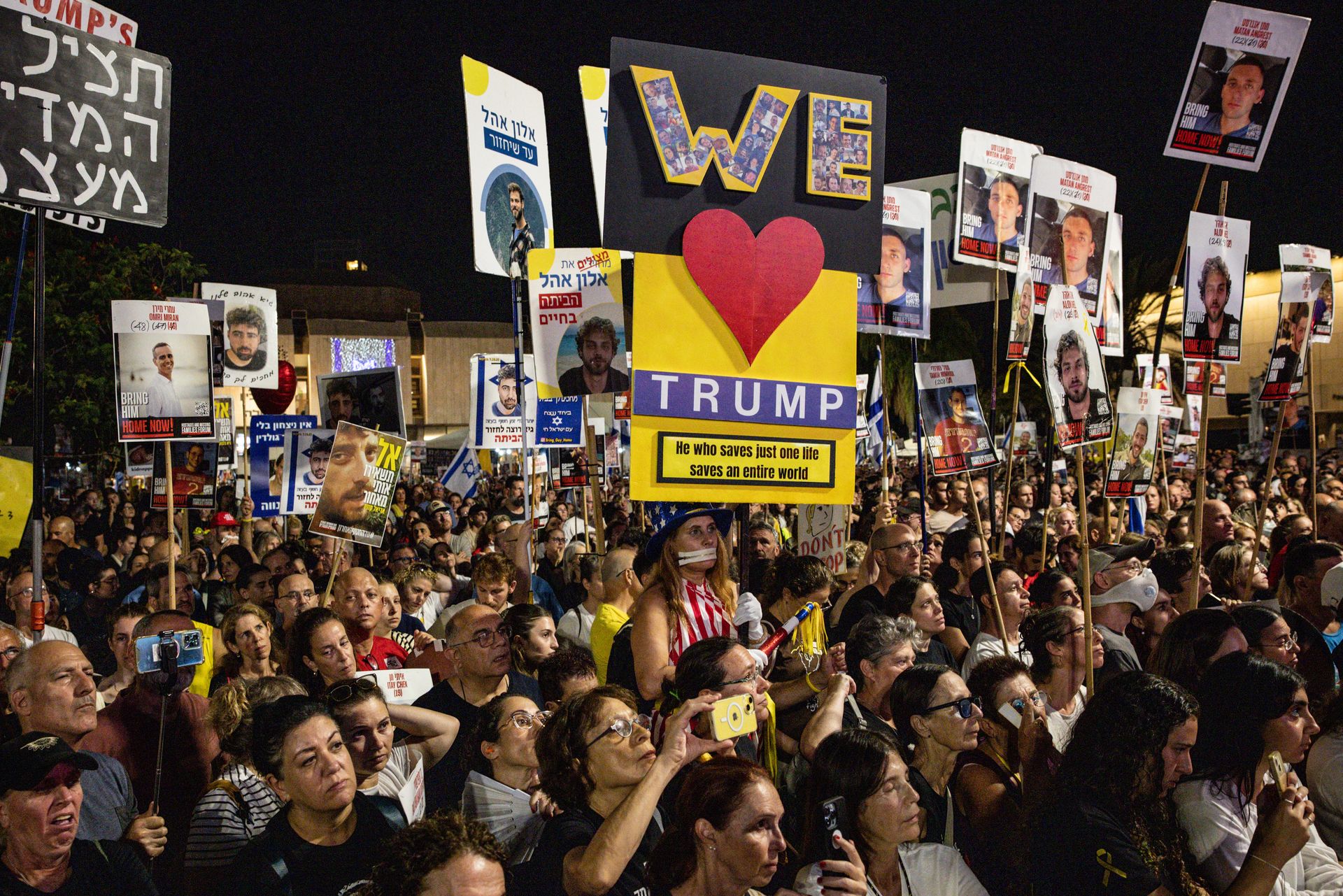 Emocje rodzin izraelskich zakładników. "Modliłam się o te łzy"