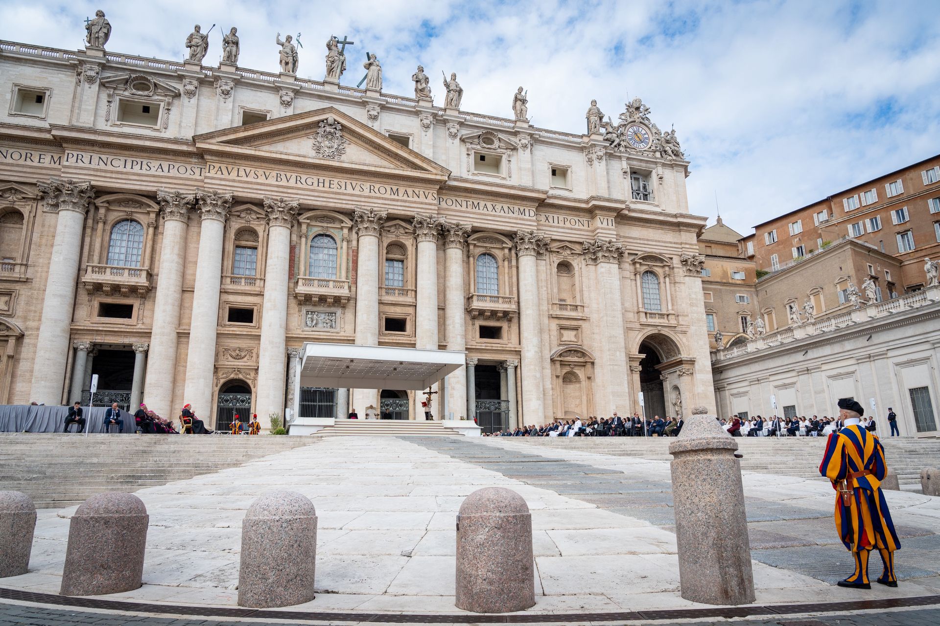 Obsceniczny incydent w bazylice Św. Piotra. Zatrzymano mężczyznę