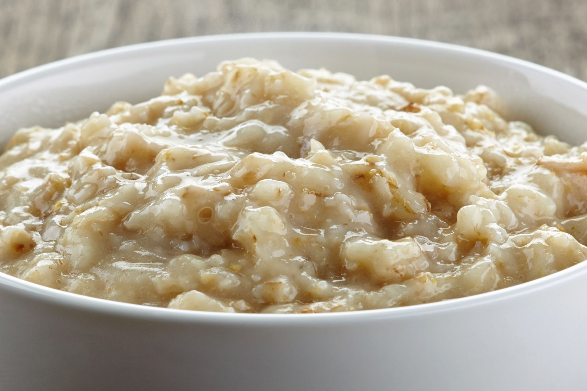 Dodaj do owsianki. Takie śniadanie obniża cholesterol i zapobiega skokom cukru