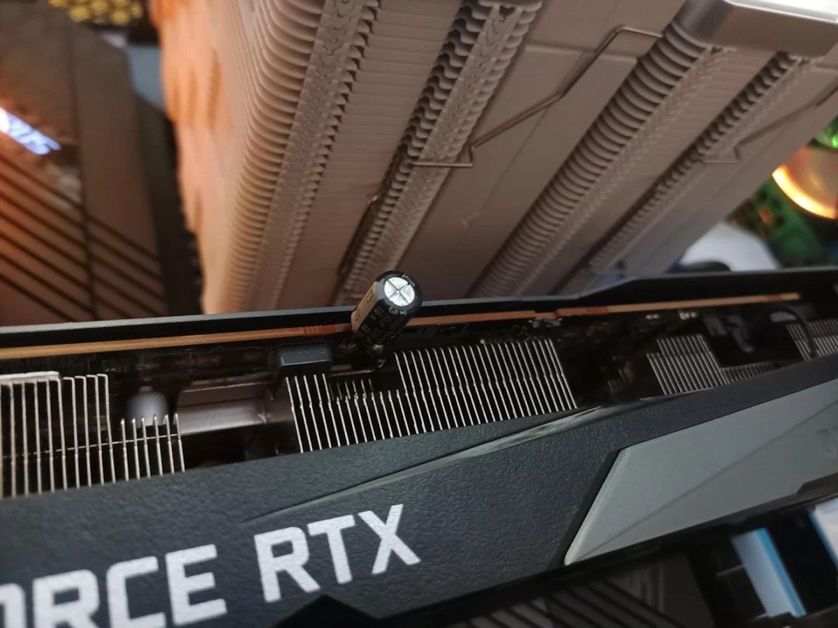 RTX 3070 uratowany bez serwisu. Wystarczył kondensator ze starego radia