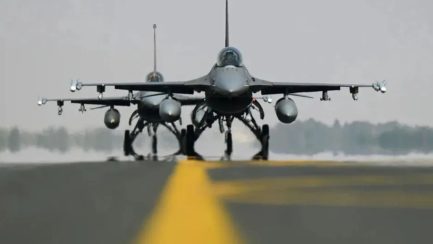 Obiecali Ukrainie F-16. Nie mogą ich dostarczyć