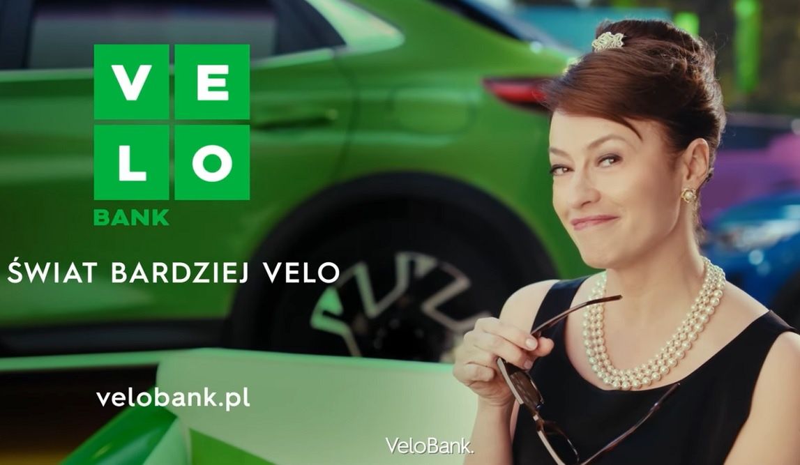 Różczka ma przyciągać. VeloBank chce zyskać milion klientów