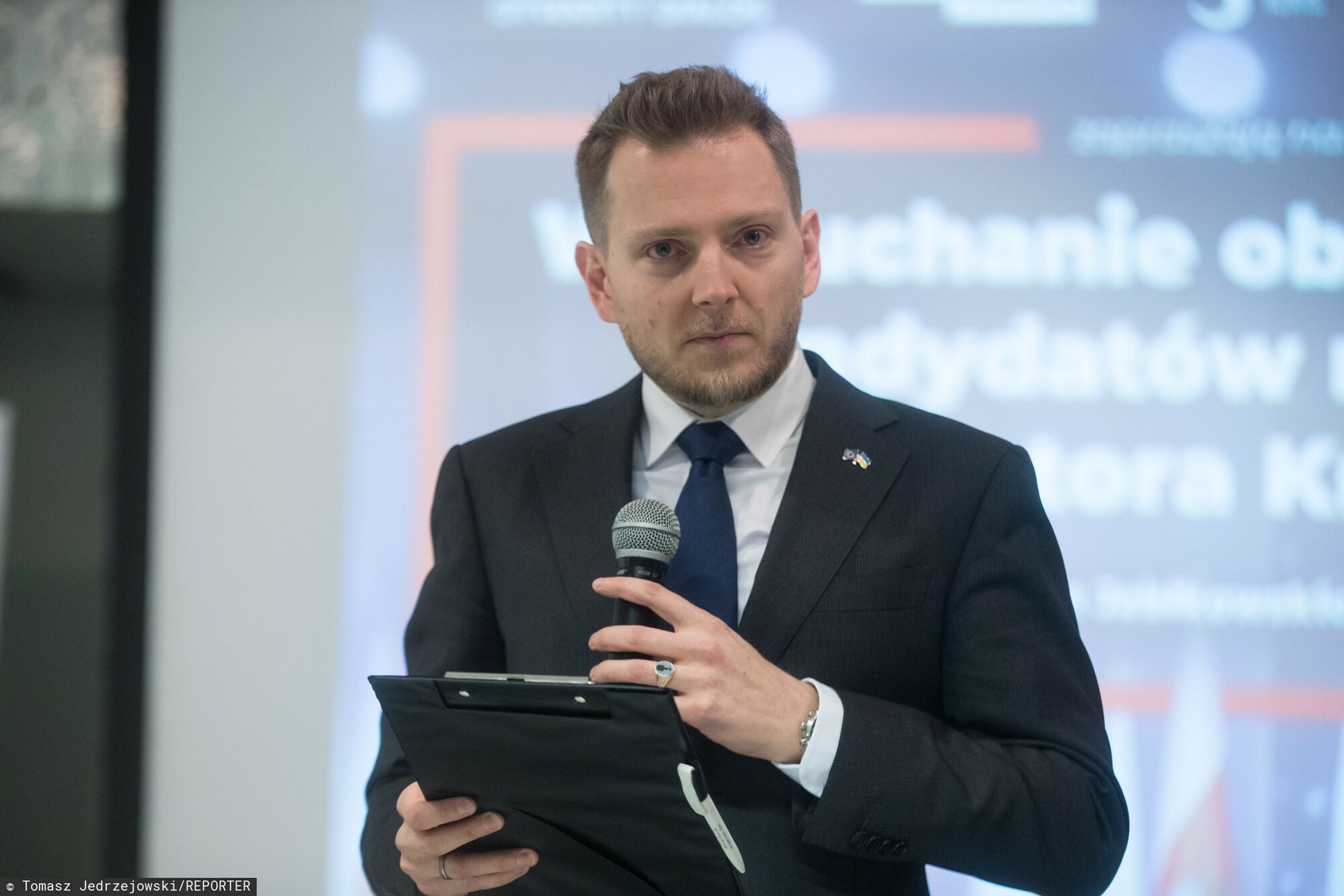 Wraca sprawa tajemniczych spotów z wyborów. "Dali się zastraszyć"