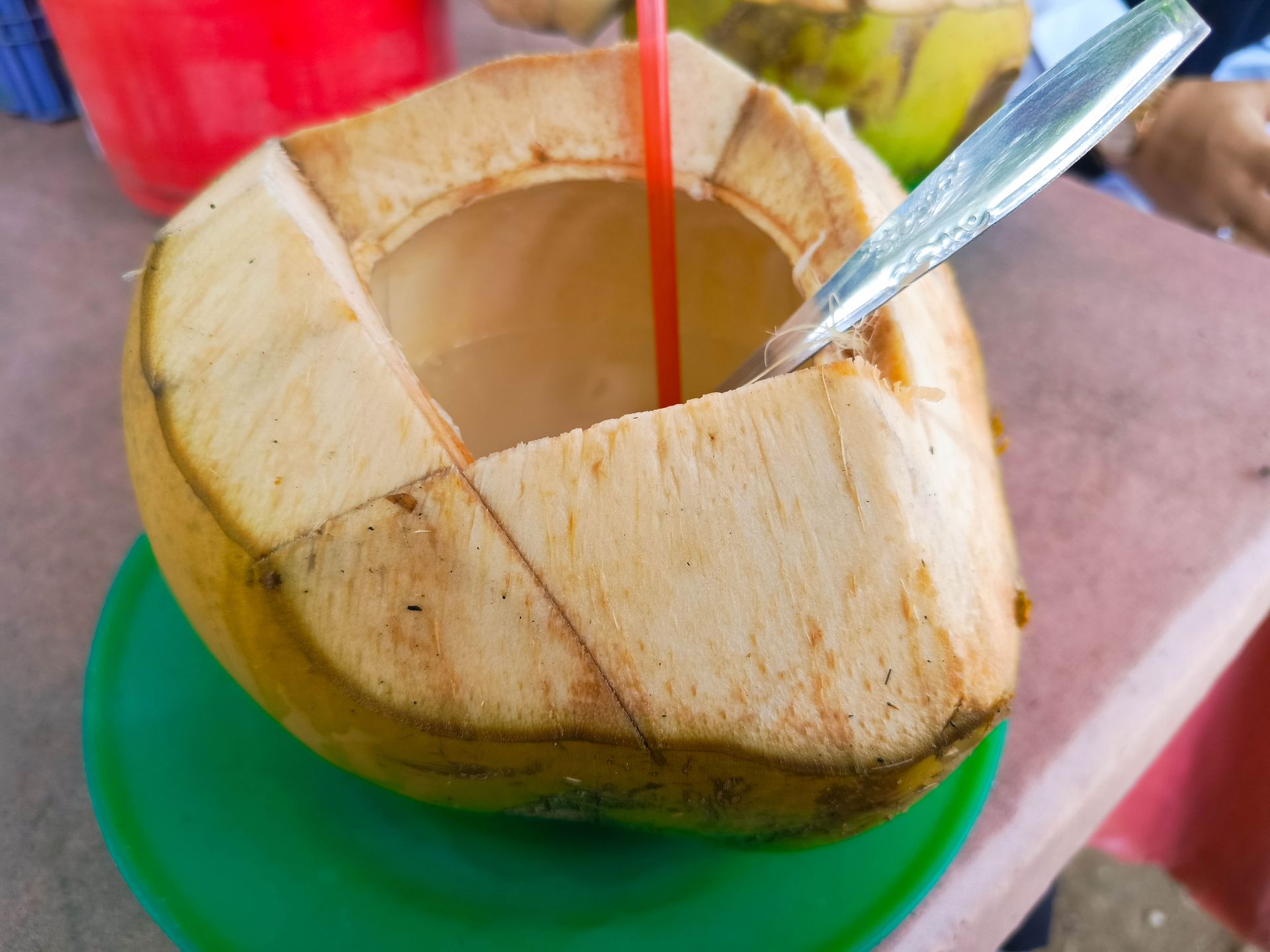 Wypij na godzinę przed snem. Działa jeszcze lepiej niż melisa