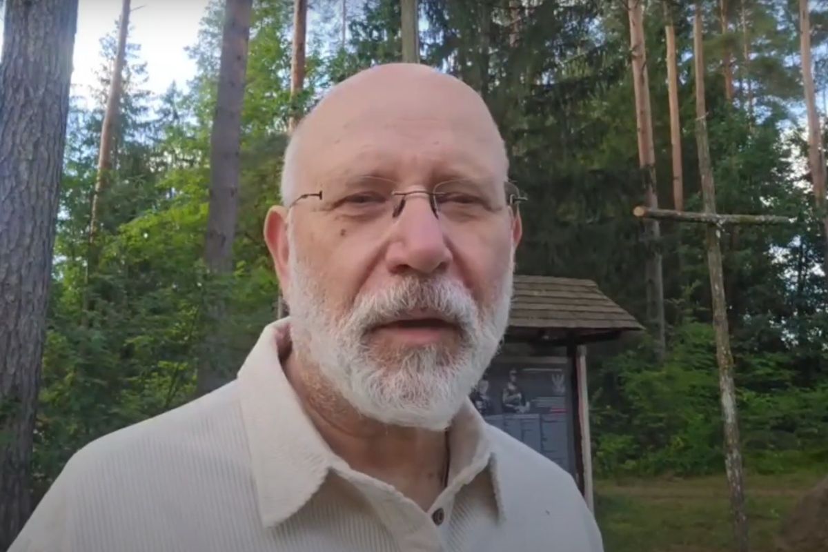 Poezja, malarstwo... Były szef KRRiT ma nowy pomysł na siebie w internecie