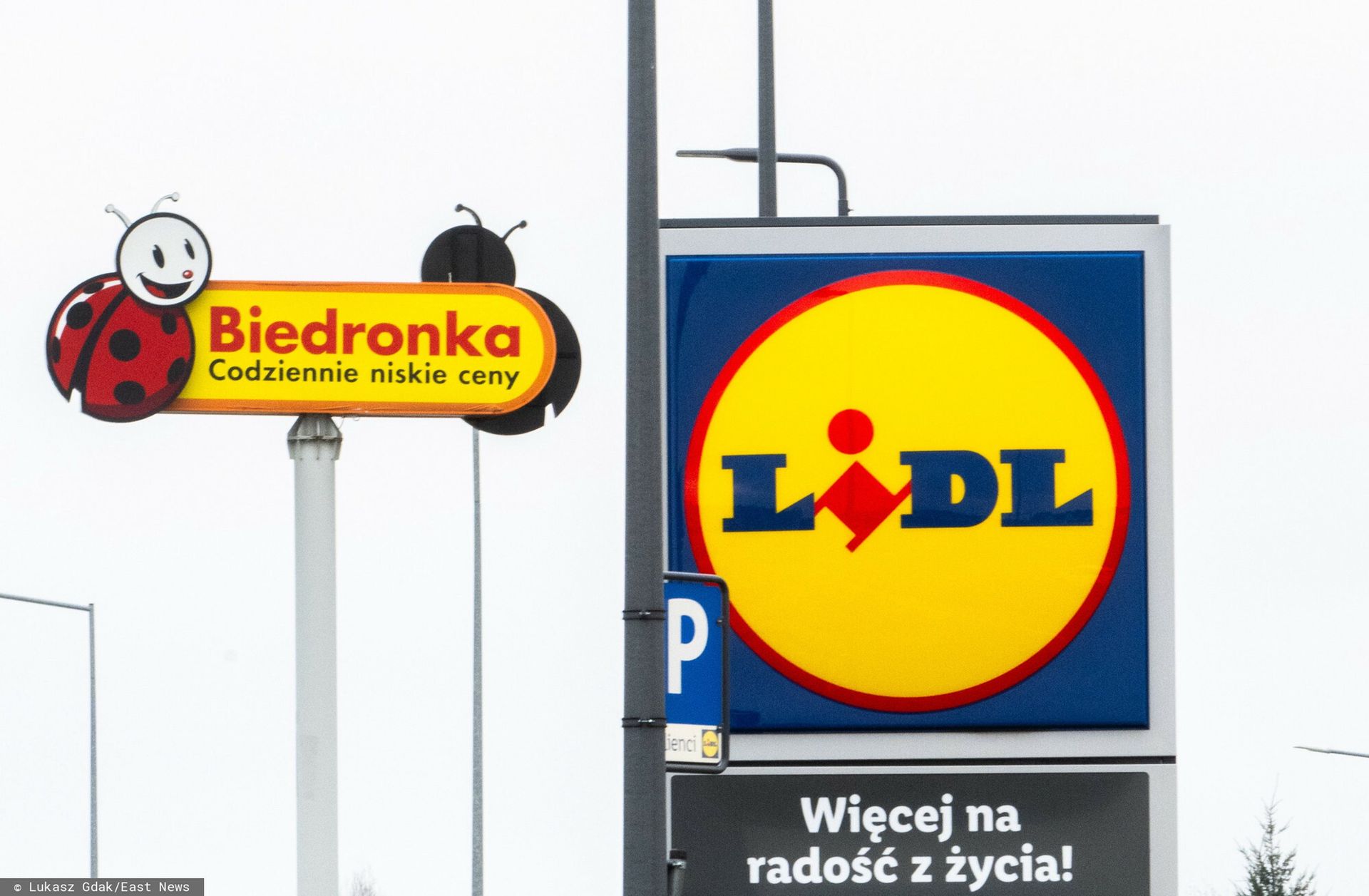 Nowa opłata od jutra? Lidl i Biedronka zabierają głos
