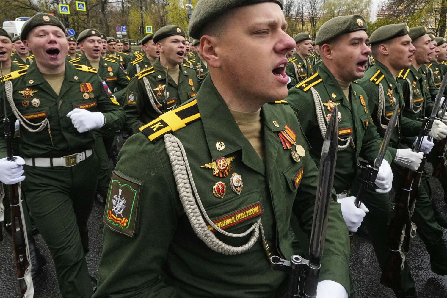 Tortury albo kontrakt. W armii Putina narasta przemoc wobec własnych żołnierzy