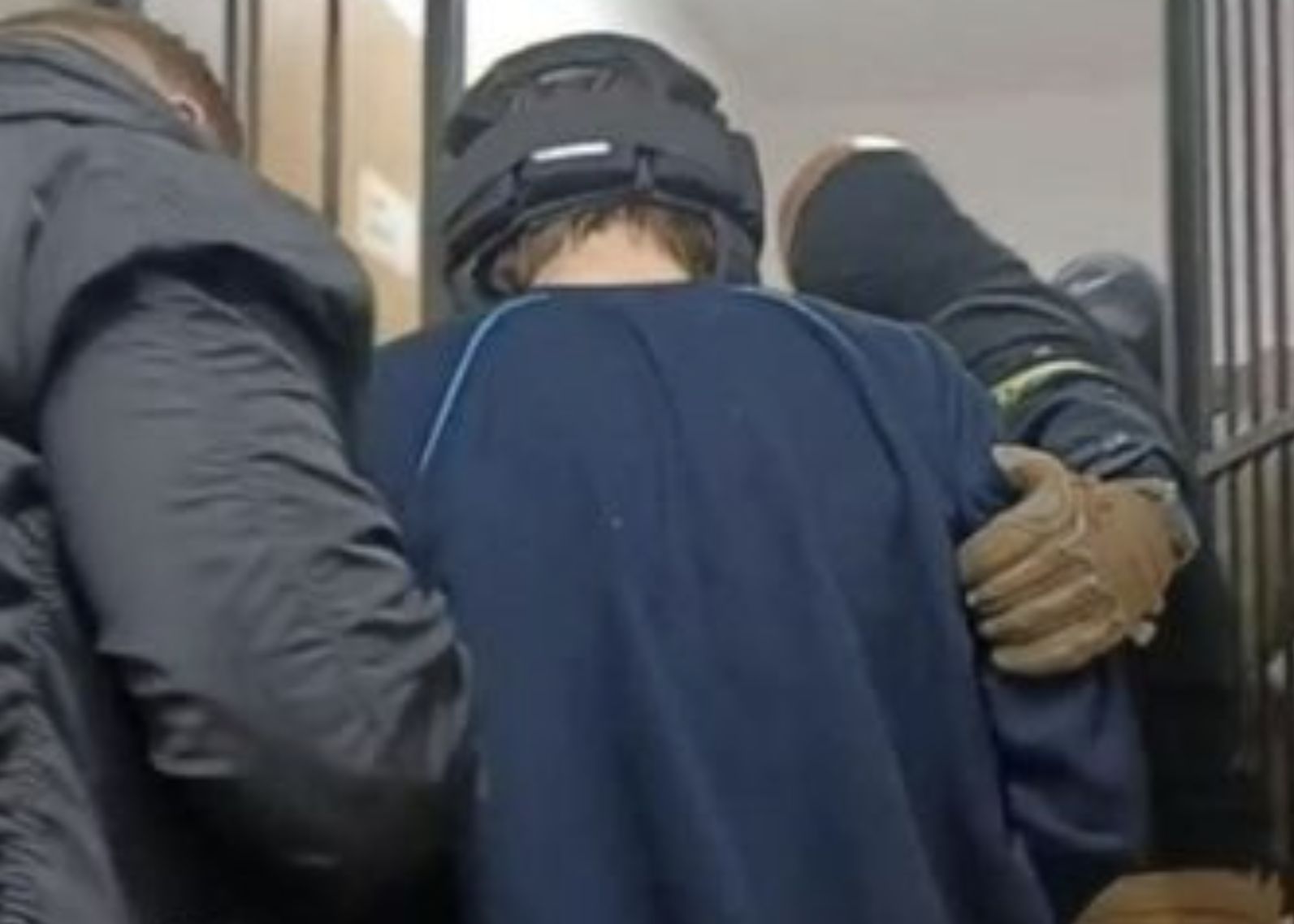 Dramatyczne wydarzenia na Uniwersytecie Warszawskim. Taki był ciąg zdarzeń