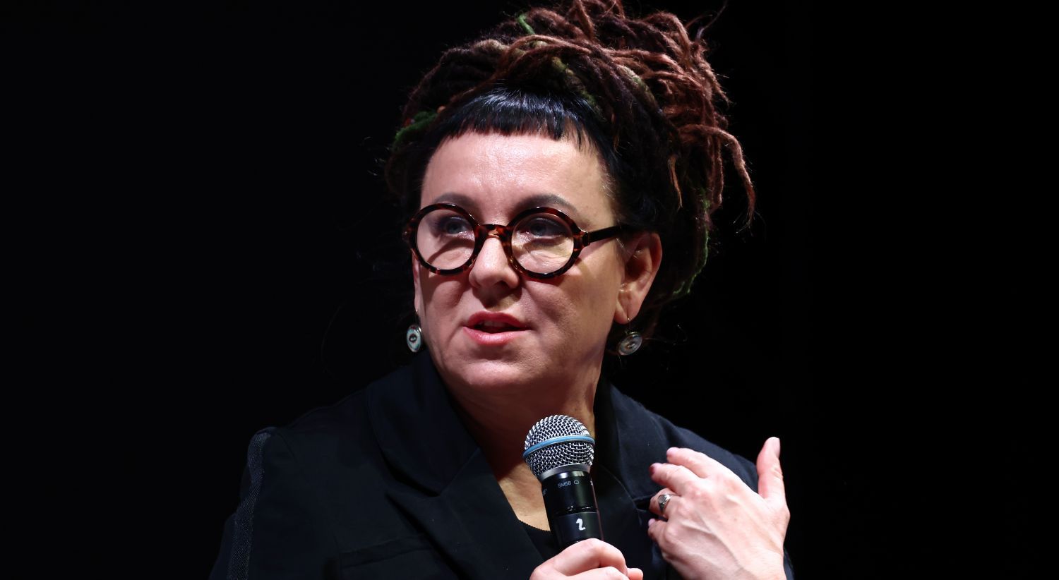Olga Tokarczuk kontra naczelni polskich mediów. "AI to narzędzie, nigdy autor"