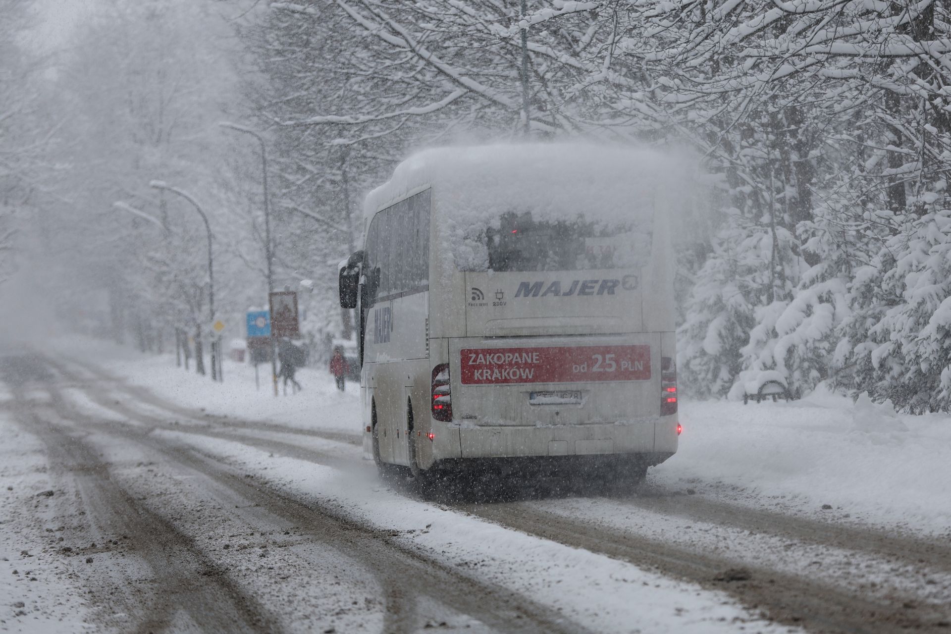 Zakopane walczy ze śniegiem. Tony wywiezione